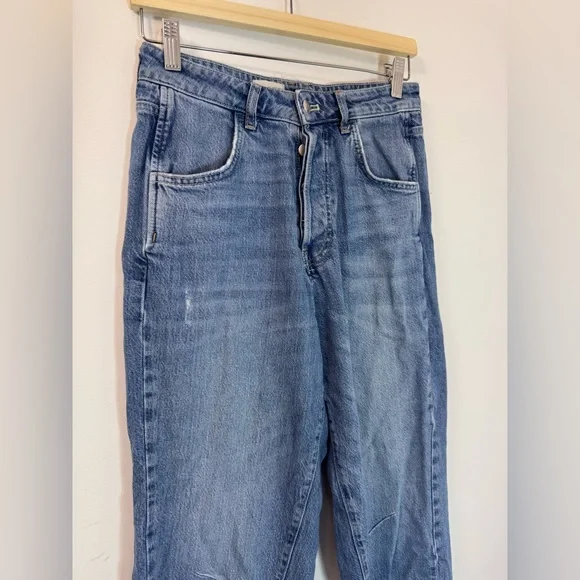 Pilcro Reworked High-Rise Taper Jeans - Picture 5 of 9
